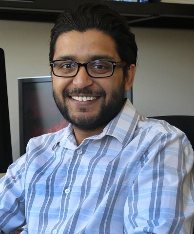 Photo headshot of Agarwal
