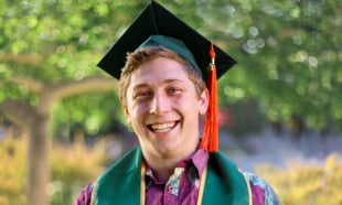 Graduation photo of Maddy Lignell