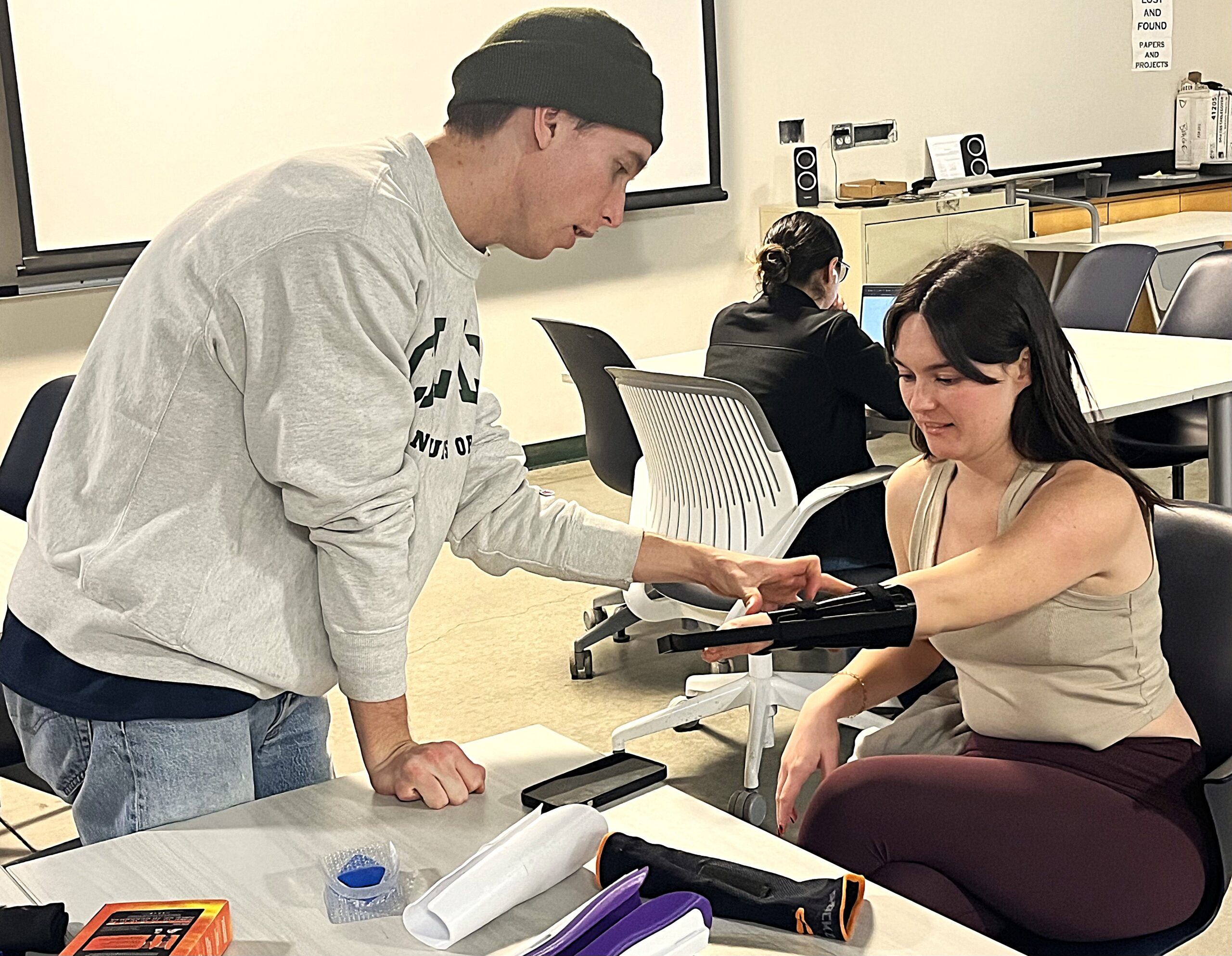 Students measure prosthetic
